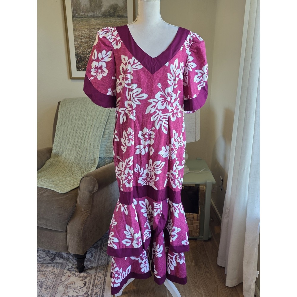 VTG Winnie Fashion Muumuu Dress Size Large Tiered‎ Hem